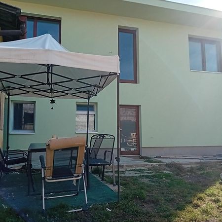 Appartamento Statek Veverska Bityska Esterno foto